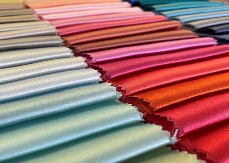 ابریشم و پارچه شناسی 