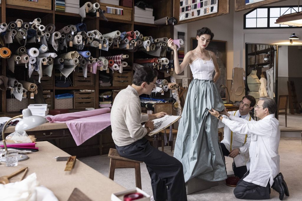 سکانسی از سریال تازه کریستوبال بالنسیاگا