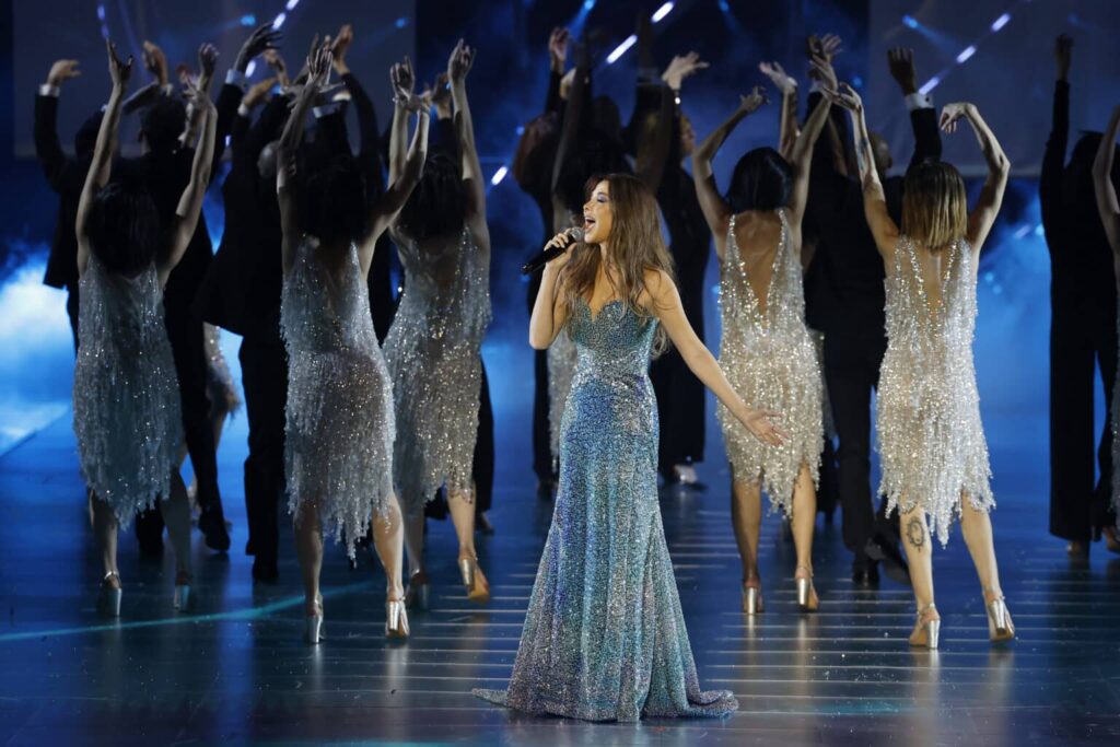 اجرا نانسی عجرم در کالکشن لباس زنانه الی صعب