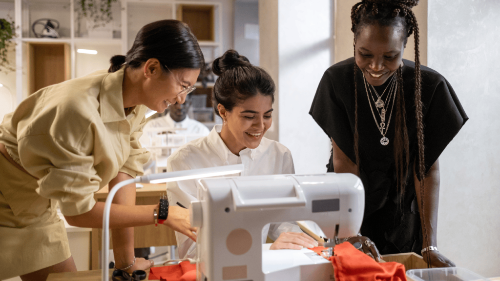 دوخت شخصی در طراحی دوخت لباس زنانه