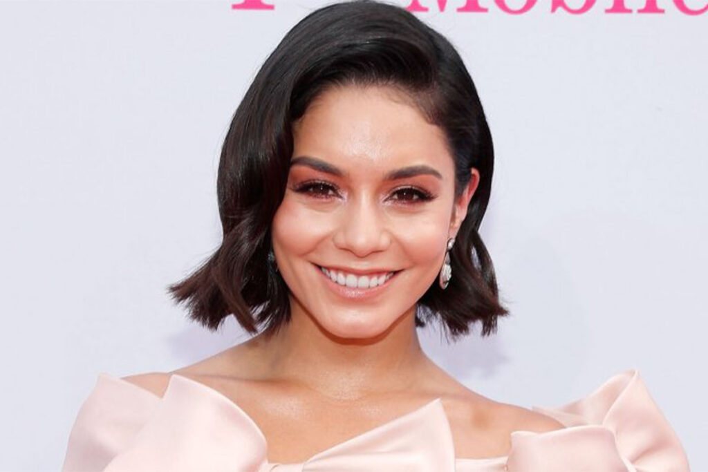 یکی از افراد مشهور با فرم صورت الماس Vanessa Hudgens است