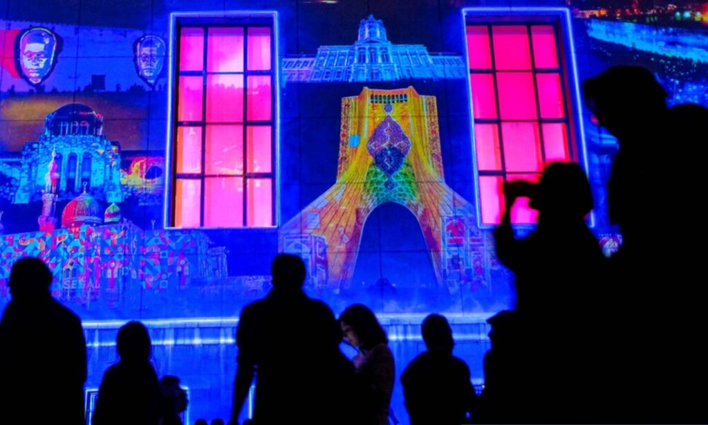 هفته دیزاین تهران در هنرهای زیبای تهران